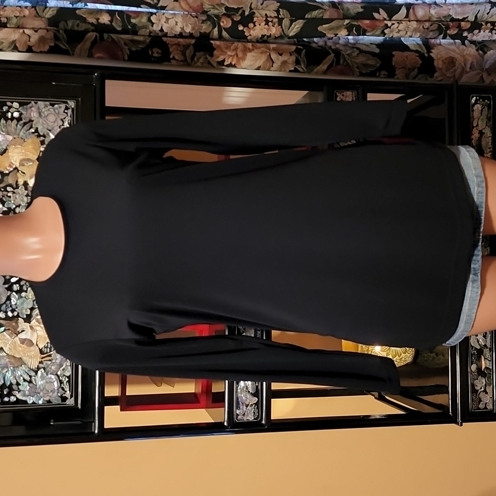 Long sleeve tunic- sz med. (B47)